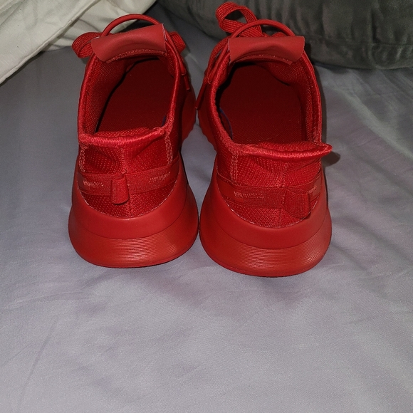 Adidas - Picture 3 of 3